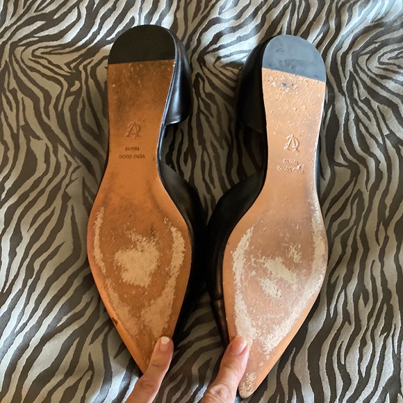 Black pointy toe leather flat - Signature by Vince Camuto - Picture 4 of 4